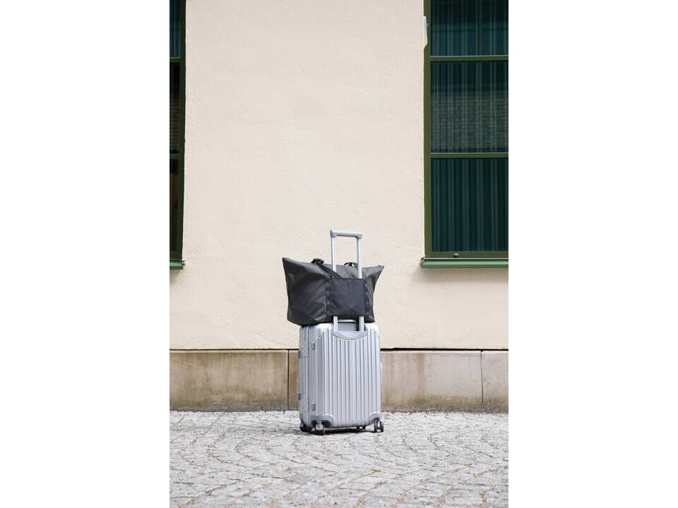 VINGA Sac maxi totebag en polyester recyclé GRS Livorno 4