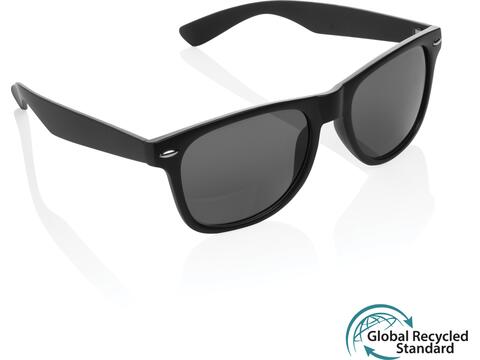 Lunettes de soleil en plastique recyclé GRS