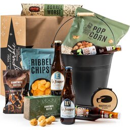 350056 Borrel & Bites