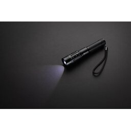 Gear X USB re-chargeable torch-tweede sfeerbeeld