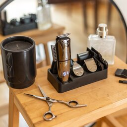 LIVOO Multifunctionele tondeuse en baard- en lichaamstrimset 7