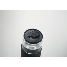 mo2506-03-picture2