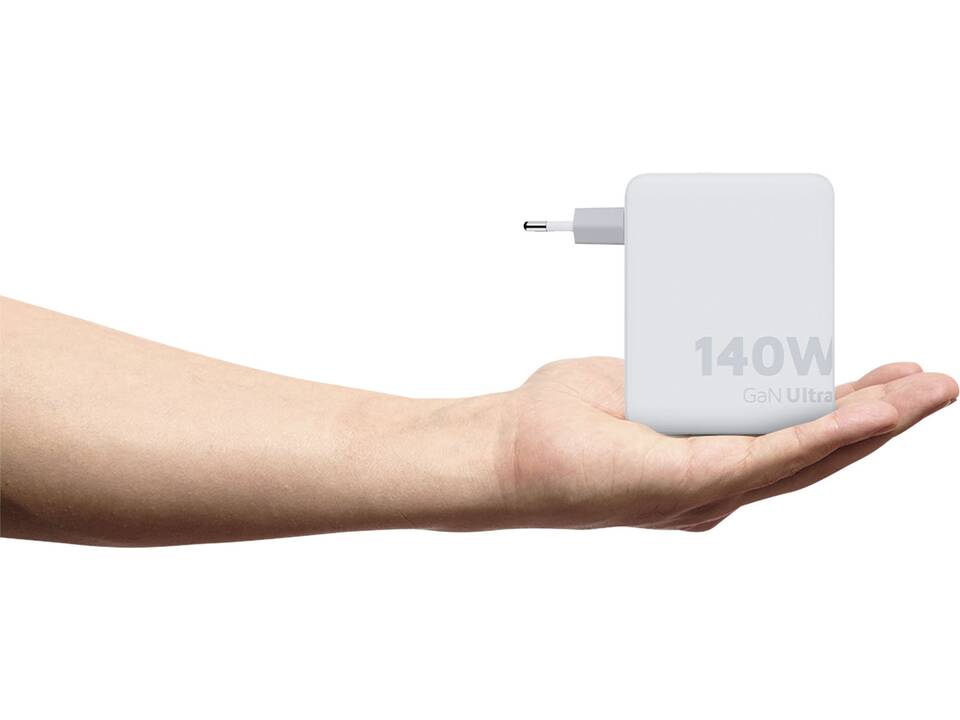 Xtorm XVC2140 GaN Ultra reislader van 140 W met USB-C PD kabel 240 W 5