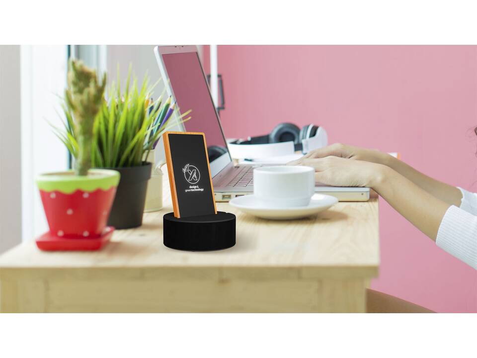 SCX.design W18 speakerstation van 2 x 3 W en inductielader van 10 W 6