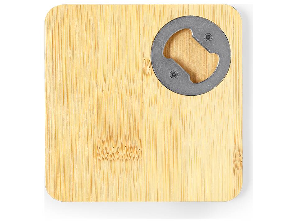 Bamboe onderzetter met flesopener 1