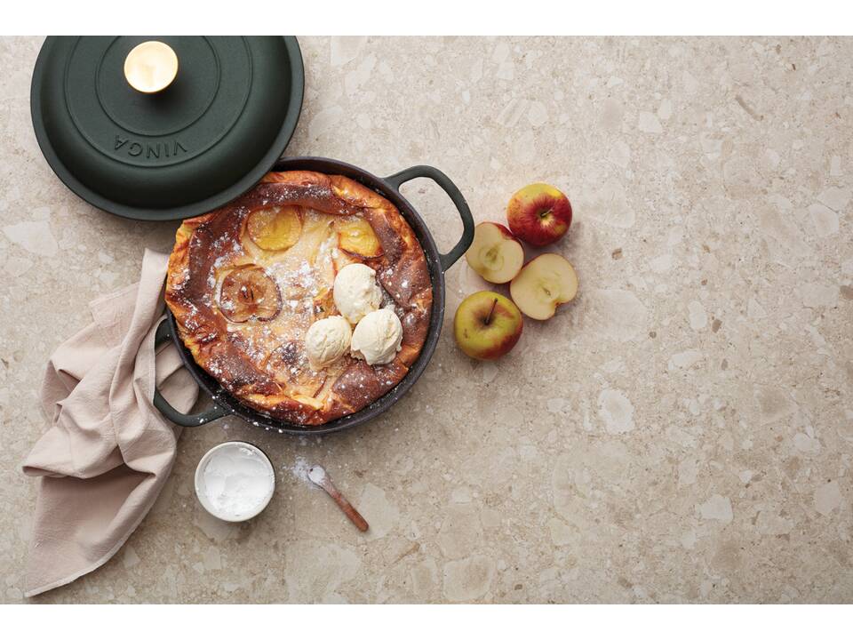 VINGA Monte geëmailleerde gietijzeren sauteerpan 35