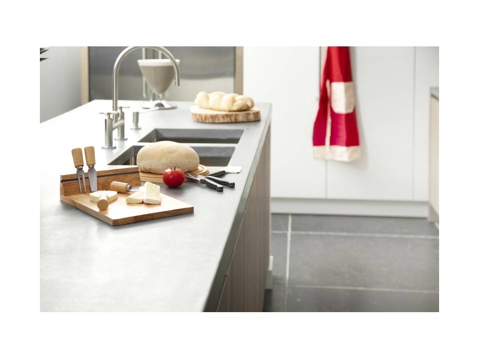 Houten kaasplank met kaasmesjes 1