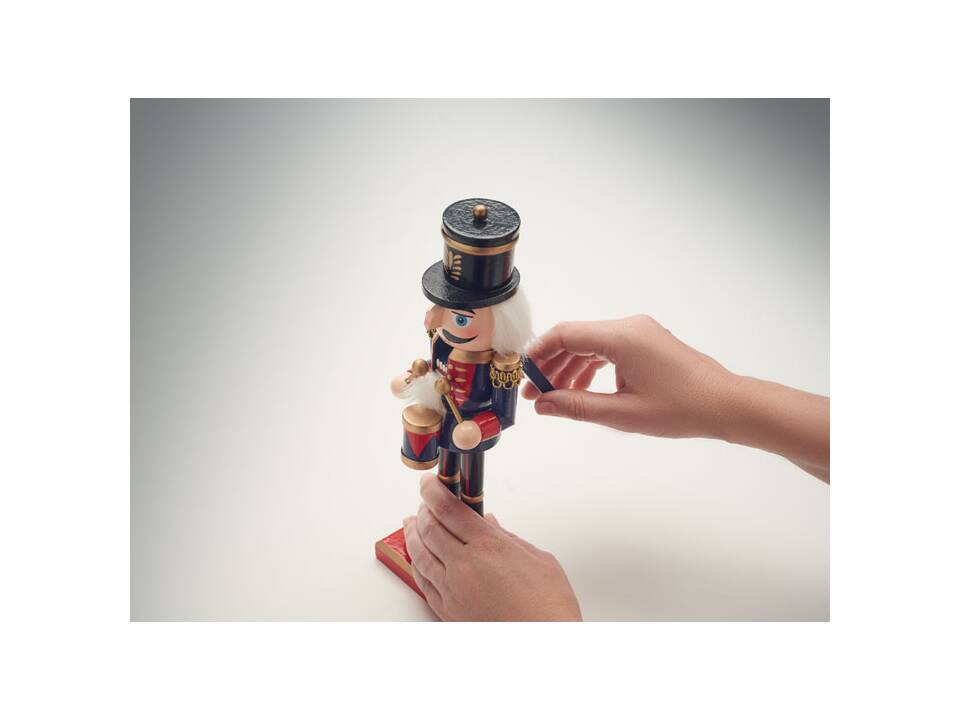 Notenkraker ornament van hout 5