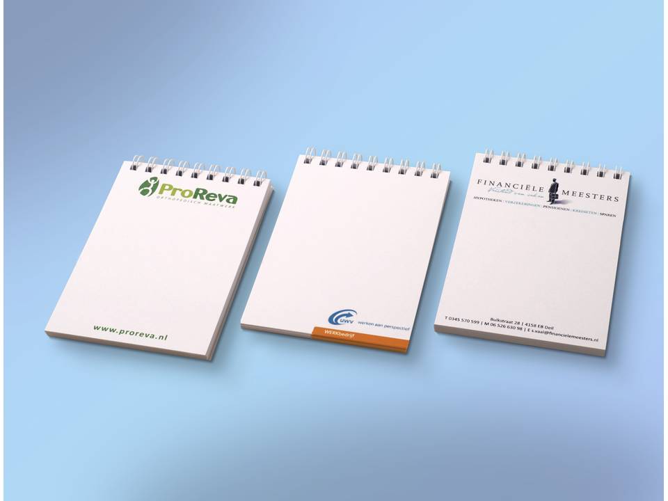 Budget memoblok met spiraal 3