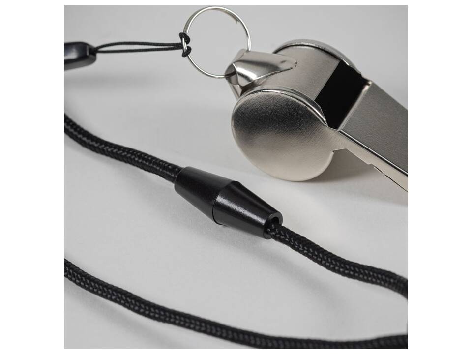 Metalen fluitje met lanyard 4
