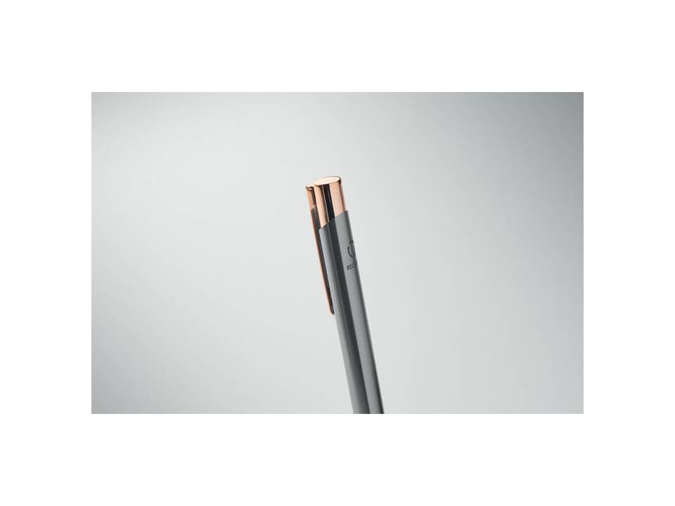 Gerecyclede aluminium pen 28