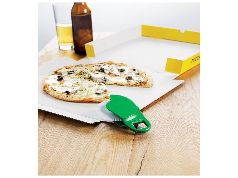 Pizzasnijder met flessenopener 2
