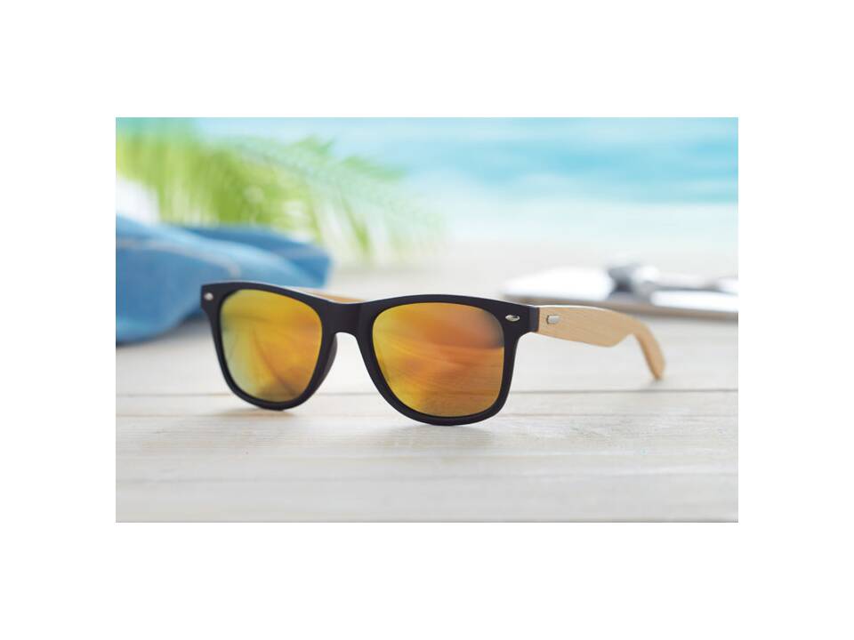 Zonnebril met bamboe frame 5