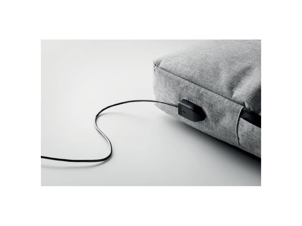 Heuptas voor tablet met rits 9