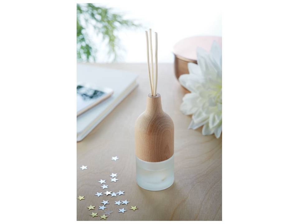 Aroma diffuser met geurstokjes 1