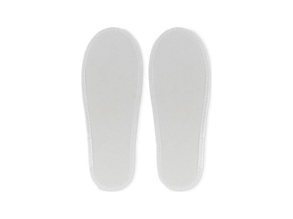 Hotelslippers in pouch 3
