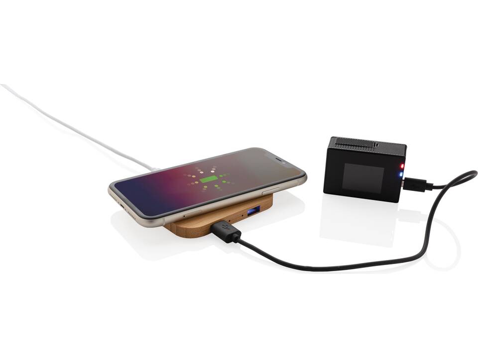FSC® bamboe 10W draadloze oplader met USB 1