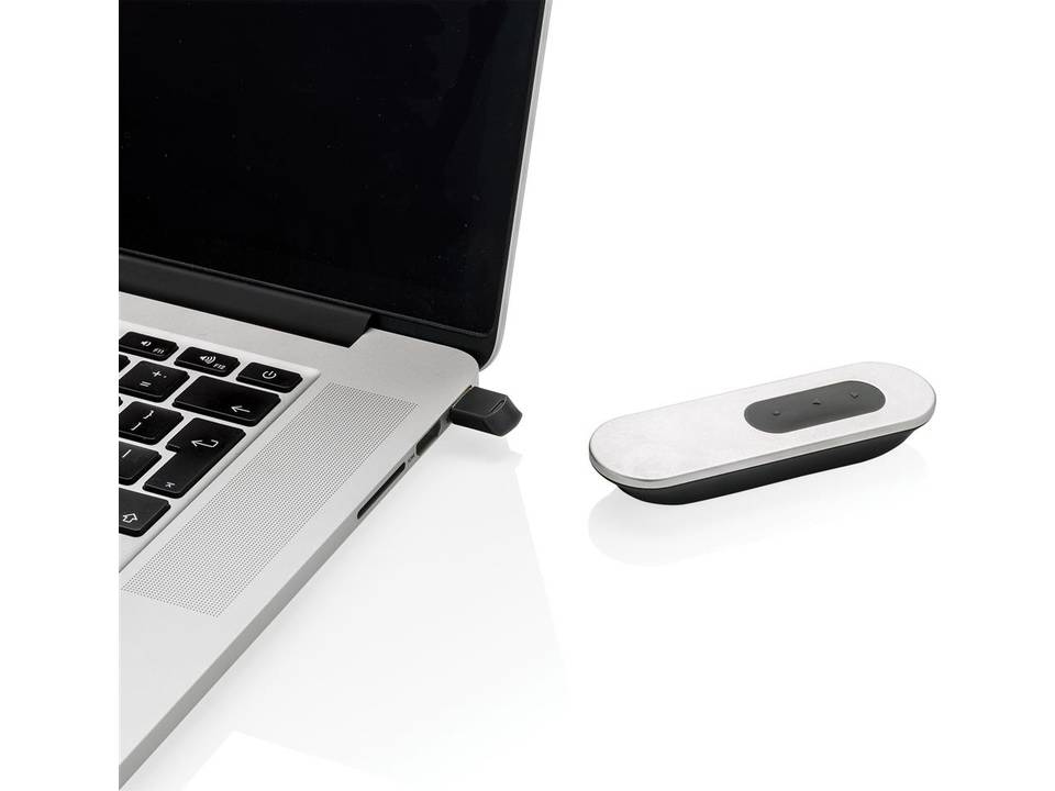 Flat laser pointer en presenter 1