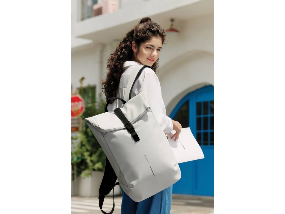 Urban water-resistant flap-top rugzak 38