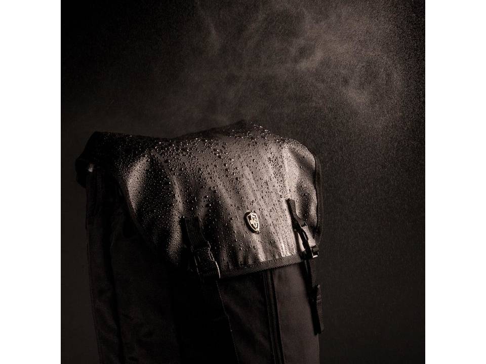 Swiss Peak 17 inch outdoor laptop rugzak 3