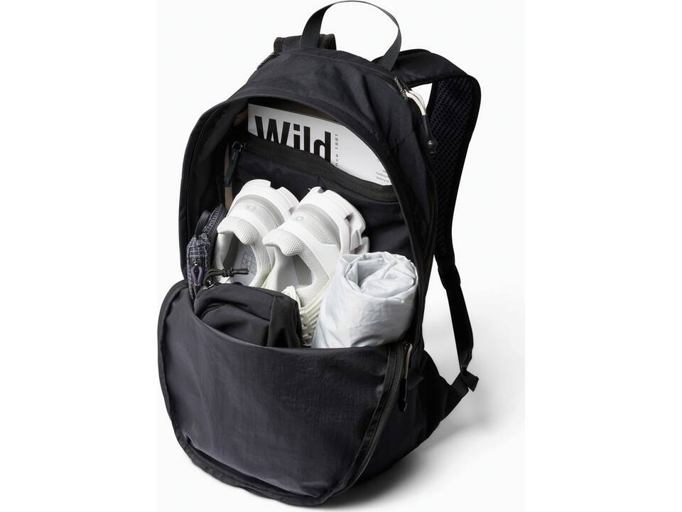 Bellroy Lite Daypack 3