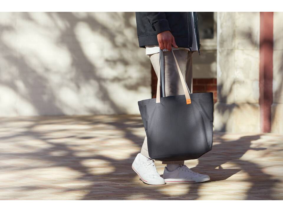 Bellroy Market Tote 2