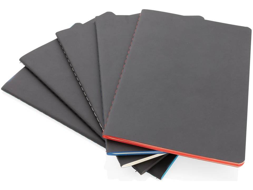 Softcover PU notitieboek met gekleurde accent rand 13