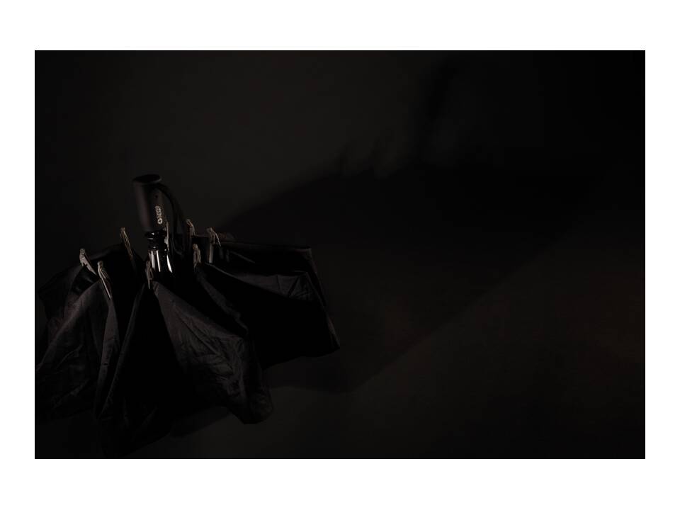 Swiss Peak 23" opvouwbare reversible auto open/sluit paraplu 7