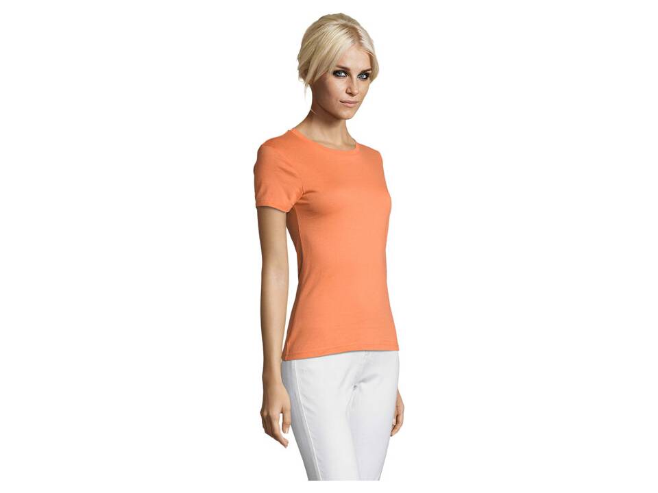 Dames T-shirt +20 kleuren vanaf 10 stuks 59