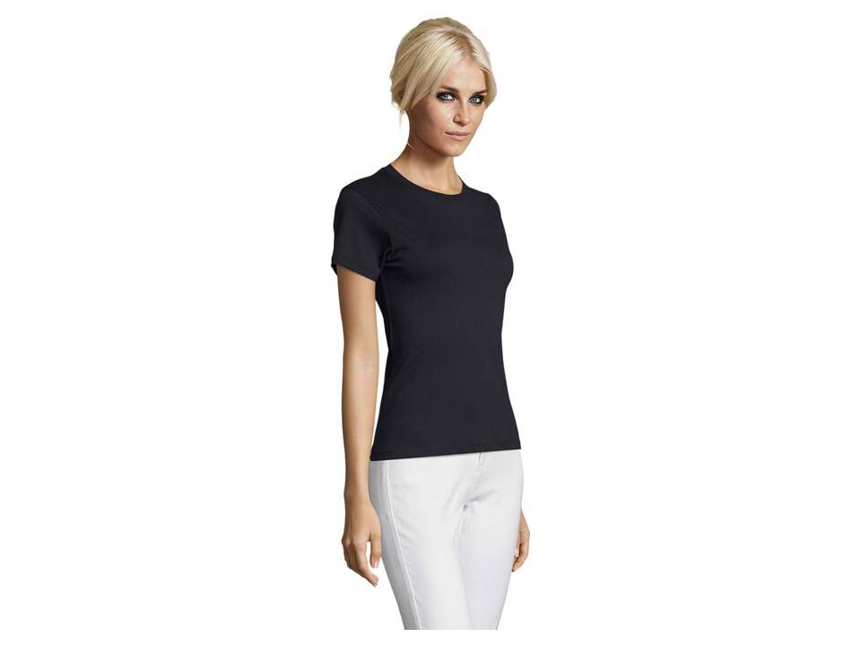 Dames T-shirt +20 kleuren vanaf 10 stuks 127