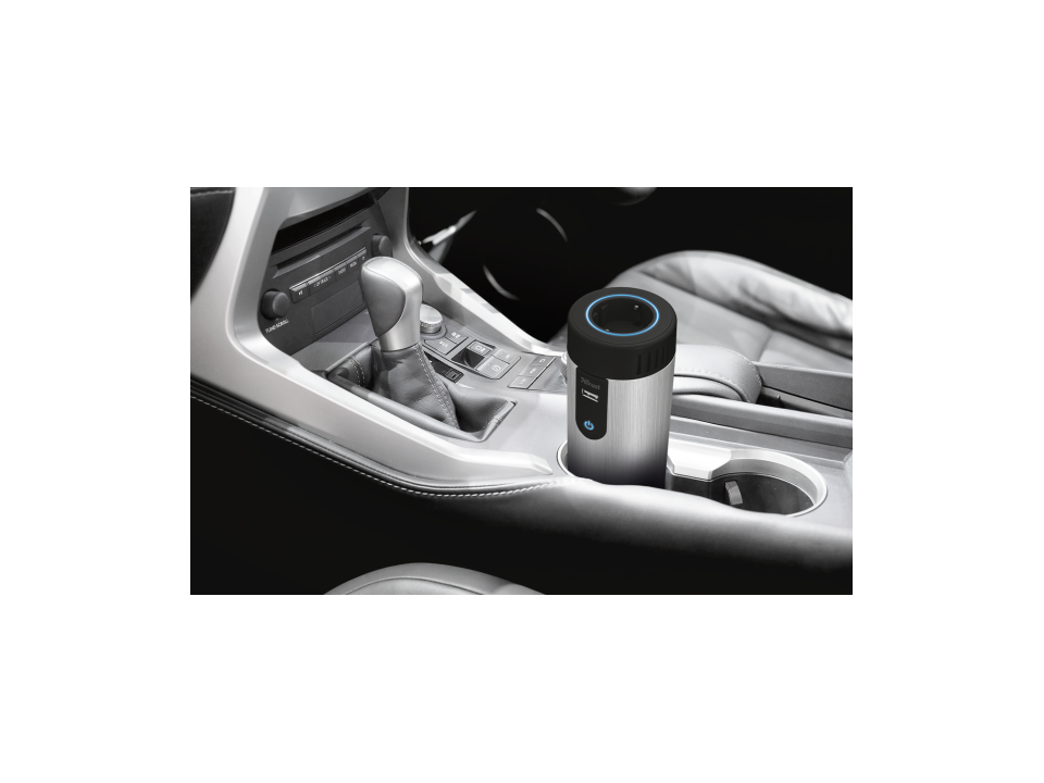 Trust 230V stroom omzetter voor in de auto 3