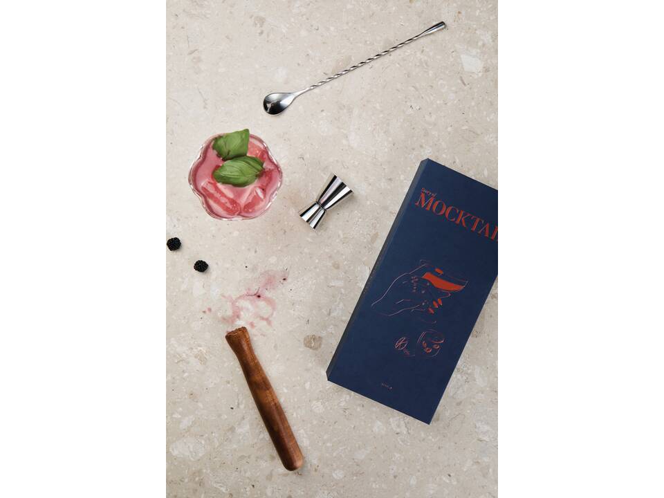 VINGA Story of mocktail gift box 4