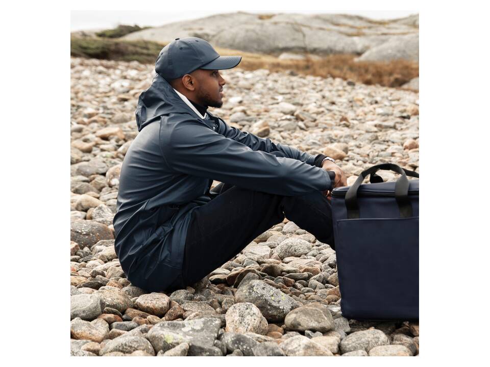 VINGA Baltimore AWARE™ gerecycled PET cap 17