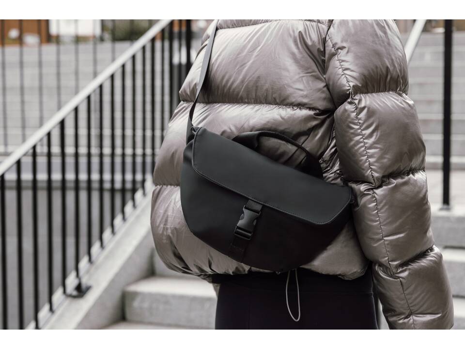 VINGA Baltimore RCS sling bag 4