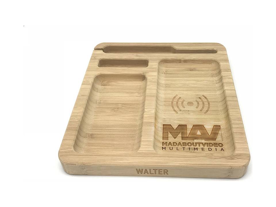 Walter Bamboo Dock wireless charger 2