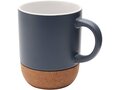 Billie 300 ml mok van keramiek met kurkdetails en matte afwerking 10