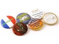 Button badges 45 mm.