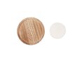 Kaars met ronde houten basis 1