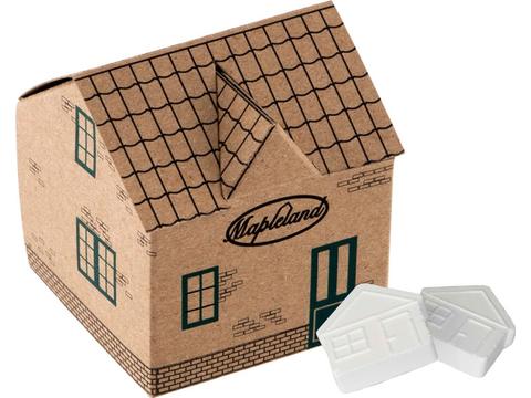 Huis van Kraft papier gevuld met huismints